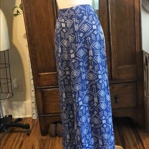 Wide leg blue pattern pants